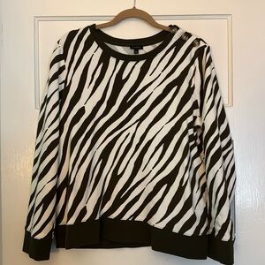 TALBOTS zebra sweatshirt XL